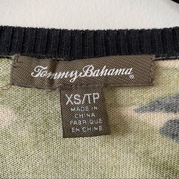 TOMMY Bahama-Tropical Lightweight Knit Sweater - Picture 9 of 9